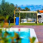 Villa Almond *