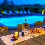 Villa Almond *