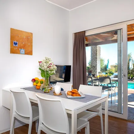 Villa Almond Nin